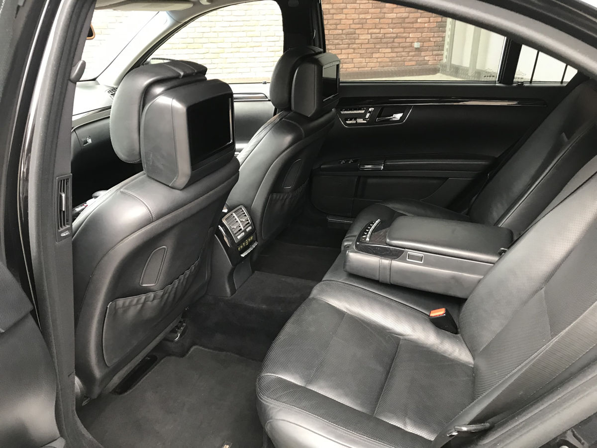 Mercedes W221 restyling 2010 г