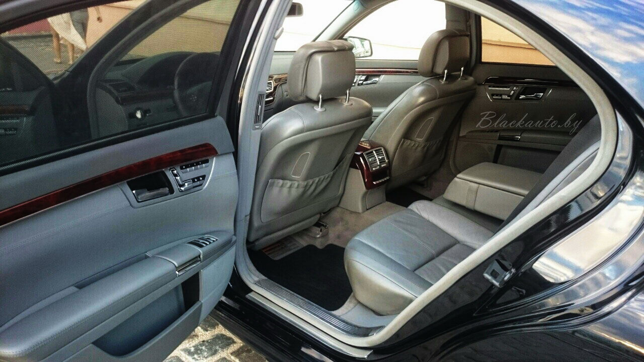 Аренда Mercedes W221 с Водителем