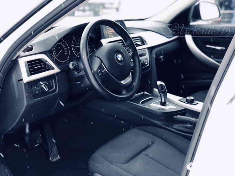 BMW F30 318
