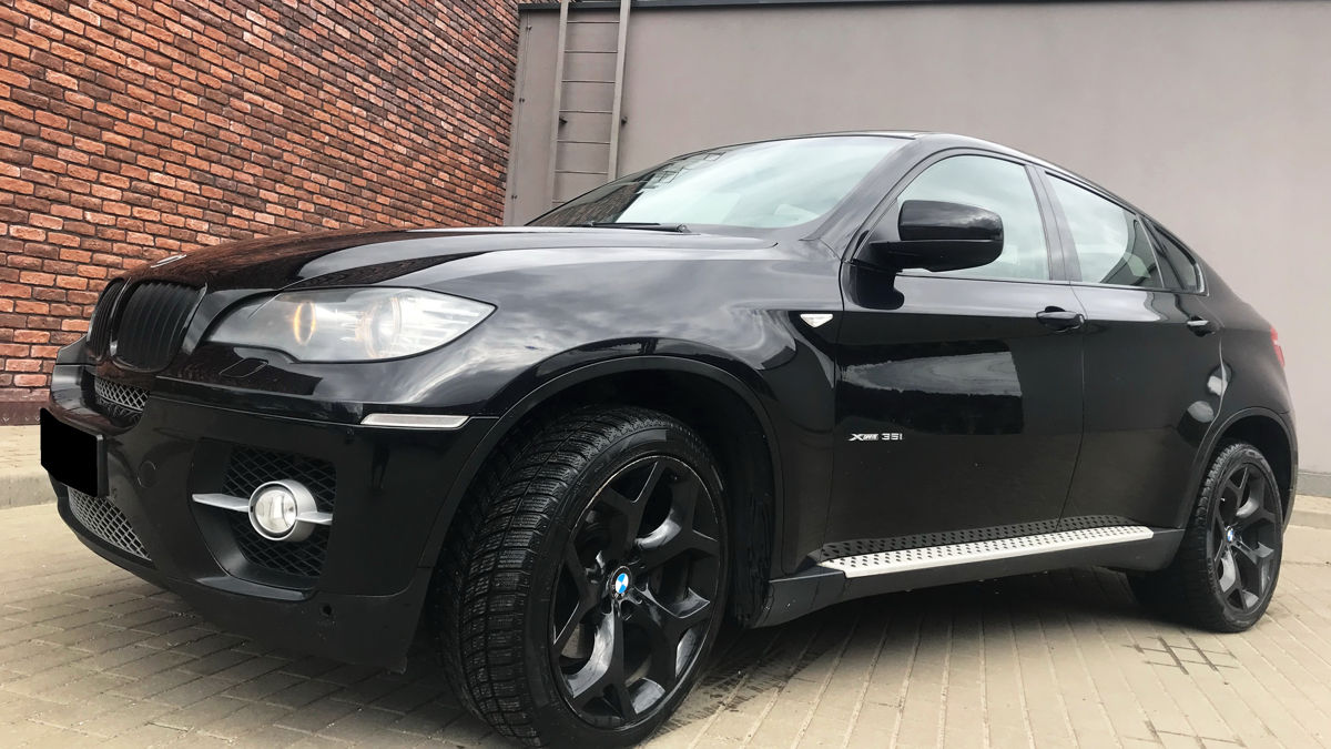 BMW X6 на Сутки от 215 рублей
