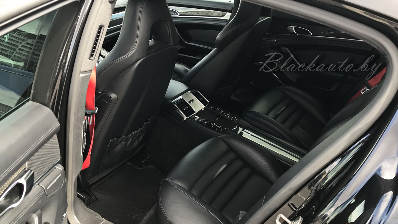 Porsche Panamera GTS на Сутки не дорого
