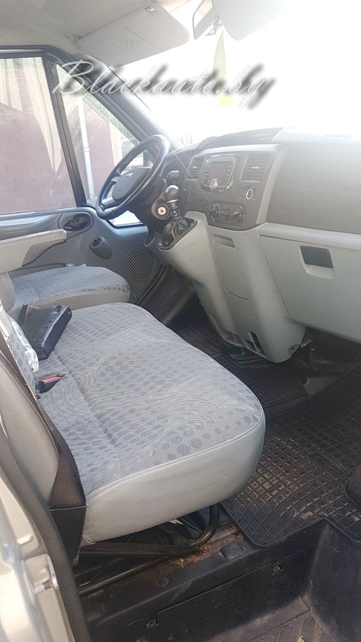 Аренда Ford Transit 9 мест